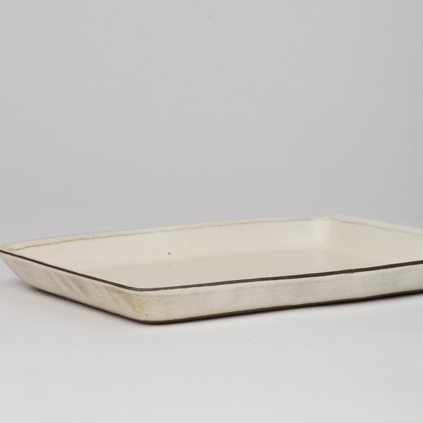 Rectangular dish in off-white glaze